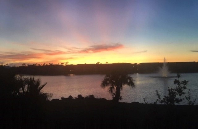 North Naples location Golf, beaches attractions in close proximity