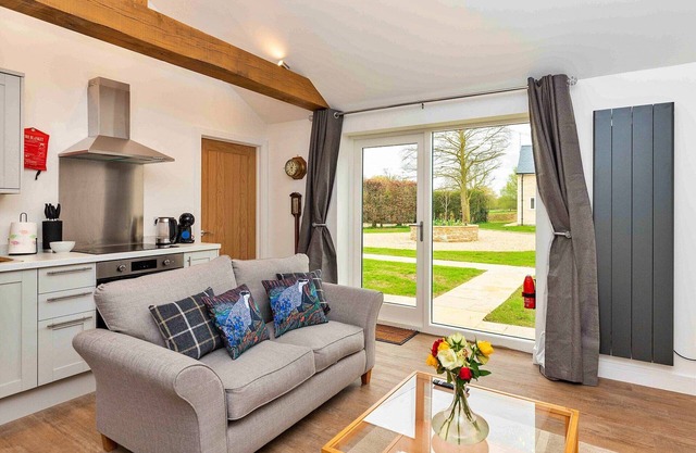 Northumberland Cottage with Private Garden, No deposit