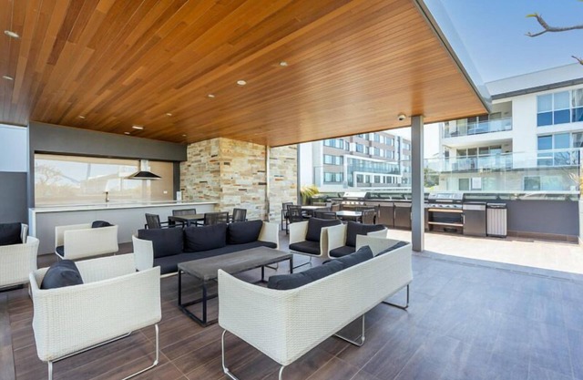 Not a fault to find in this spacious 2 bedroom, 2 bathroom luxury fifth floor apartment with brand n