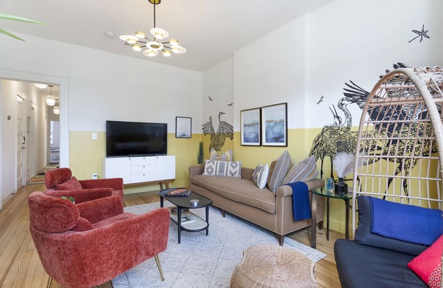 NYC in Mins-JerseyCity retreat near PATH w/parking The Blue