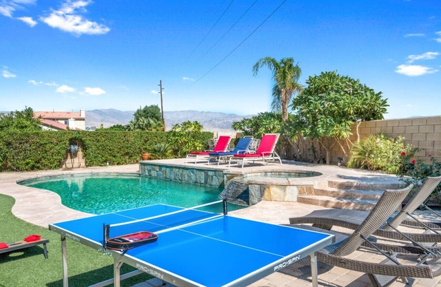Oasis in the sun - Pool/Spa/Ping Pong/Bbq, Gorgeous mnt views!