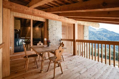 OBERBUCHFELDER historic farmhouse