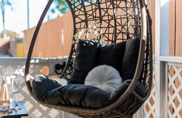 OC Oasis - Private Deck & Outdoor Dining Bliss