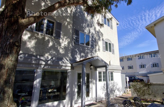 Ocean Block Town Home with Two Community Heated Pools, Tennis and Free* Activities, Including Golf