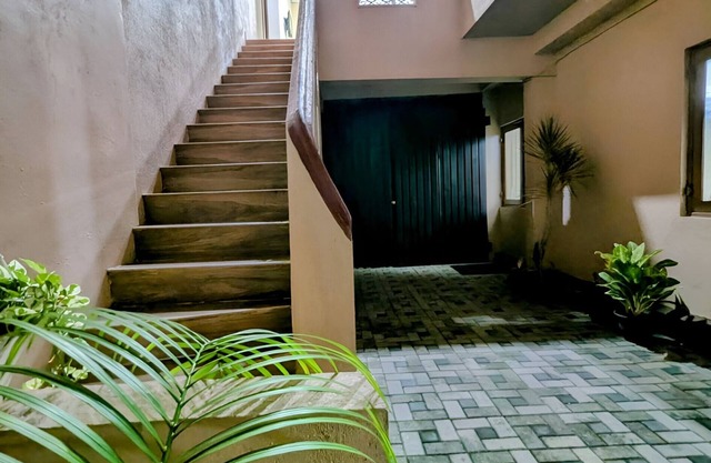 OCEAN BREEZE RETREAT A COASTAL GETAWAY IN COLOMBO
