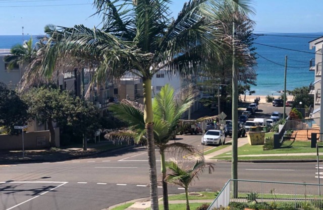 OCEAN CREST UNIT 7 - Boasts lovely ocean views from your balcony