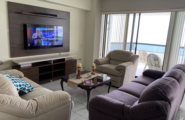 Ocean front view Apartment