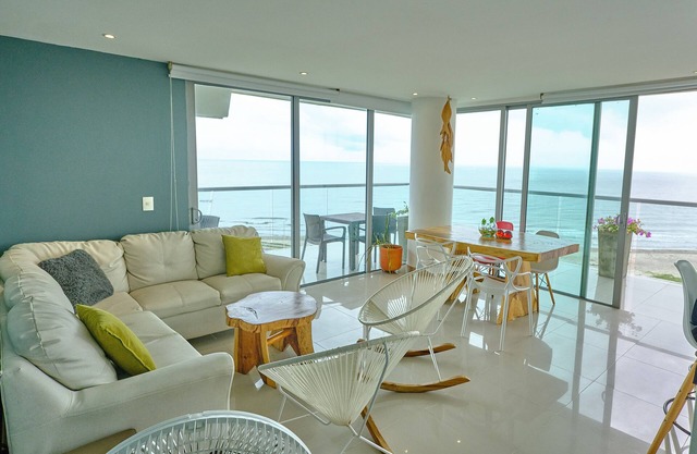 Ocean View Central between beach and city center - Vista al mar, central