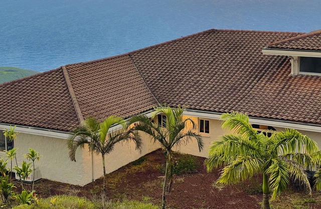 Ocean View House on Maui