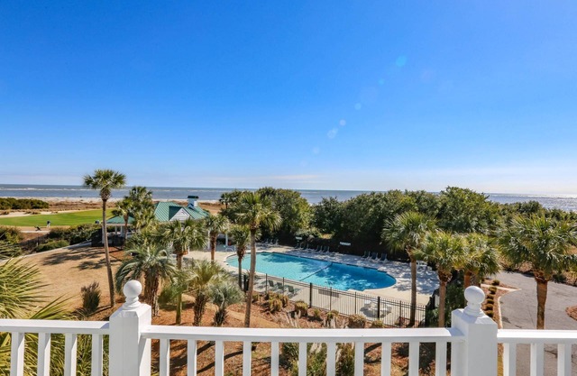 Ocean Views, Two Master Suites, Screened Porch & Access to Ocean Point Community Pool & Cabana