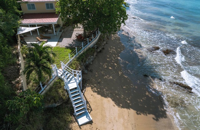 Oceanfront 4 Bedroom Paradise