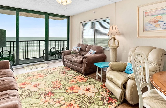 Oceanfront condo with balcony, pool, tennis & shuffleboard