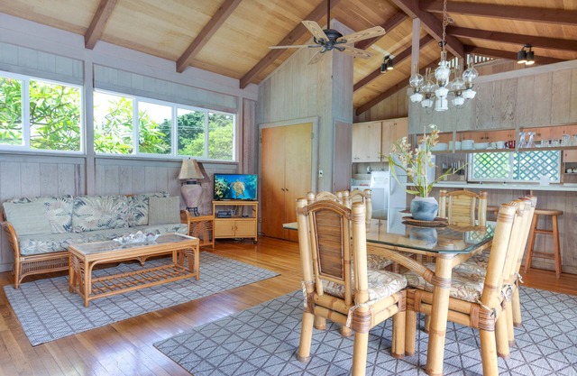 Oceanfront Kealakekua Bay Retreat w/Breathtaking Views from Every Room