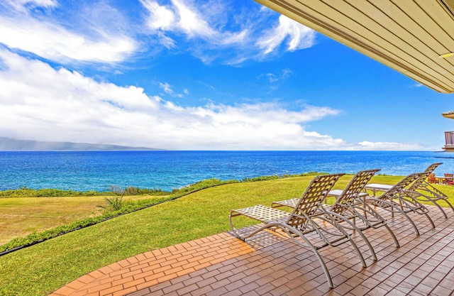 Oceanfront Luxury Meets Maui Magic at Kapalua Bay Villas 23G4