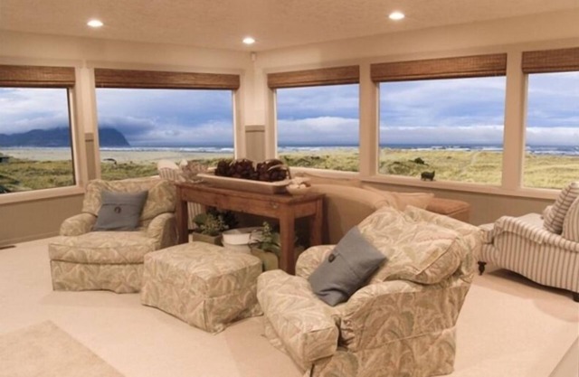 Oceanfront-Nicest on the Beach! Check Out Our Calendar