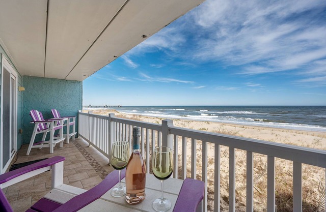Oceanfront, Stunning View, Walk-in Shower, & Pools! Avail 9/13 - 9/20