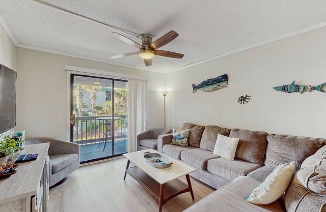 Oceanview condo with pool, private balcony & steps to beach