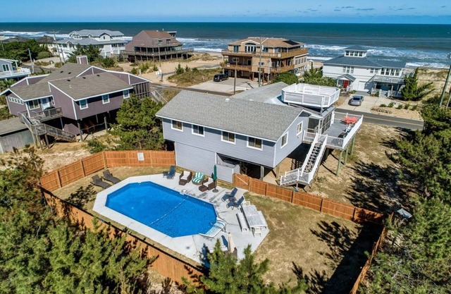 OceanView/pool/petsOK,beach100 ft,n/upper deck, 5Bed2.5BA
