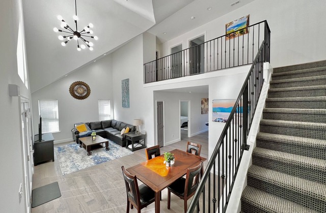 Ocoee Getaway￼ house with hot tub and fire pit