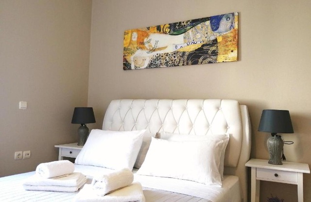 Odyseia Apts ΙI at the Center of the City & Old Town