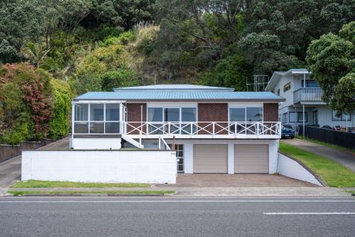 Ohope Ocean Breeze Escape