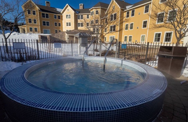 Okemo | Studio Condo + Loft | Near Slopes + Pool