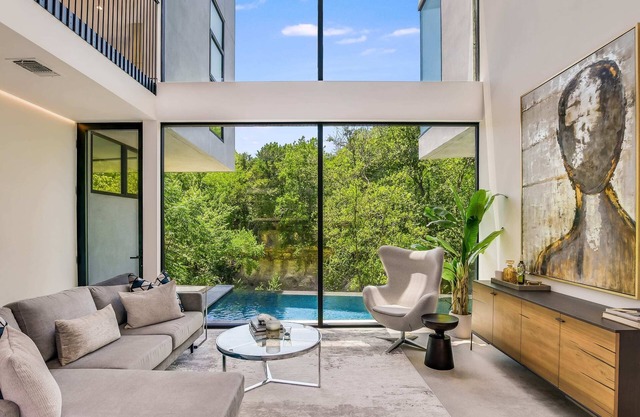 Old West Austin Modern Family Home w Pool