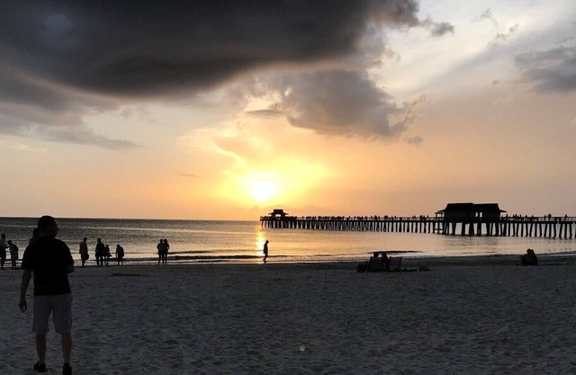 One block to beach and to dining. Best location in Naples !