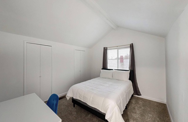 One guest - Comfy Single Private Bedroom - Fast Wi-Fi, Ideal Location