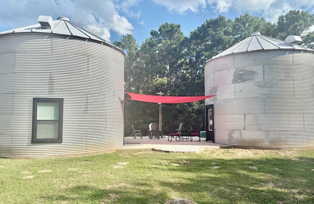 One of a kind grain bin silo cabin getaway near wedding venues and A&M!