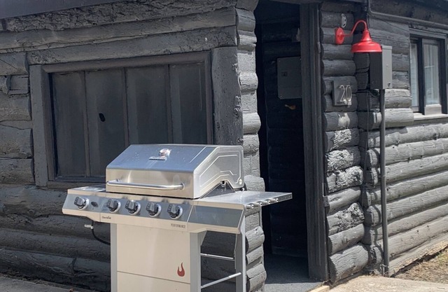 One Room Cabin with Kitchenette