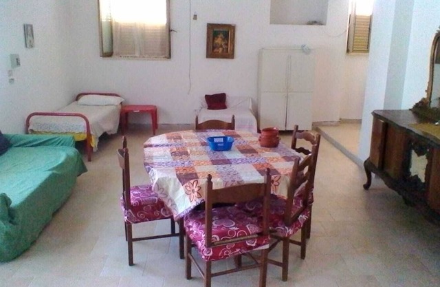 OPEN SPACE NEAR THE SEA X BOYS