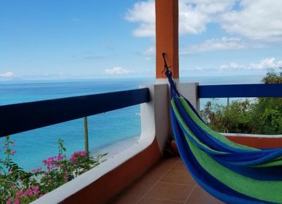 Orrie's Beach Bar and Hotel