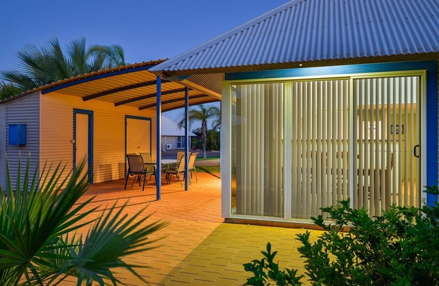 Osprey Holiday Village Unit 117 - Villa with a Pool in the Complex