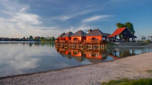 Overwater cottage - Slovak Tahiti, Senec