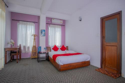 OYO 135 Lost Garden Apartment and Guest House
