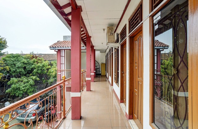 OYO 3882 Pondok Pujasera