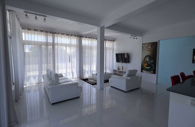 PÀRIS Villas 2BD Villa Rodney Bay