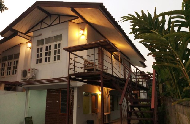 P.L.P Guesthouse - Mae Hong Son