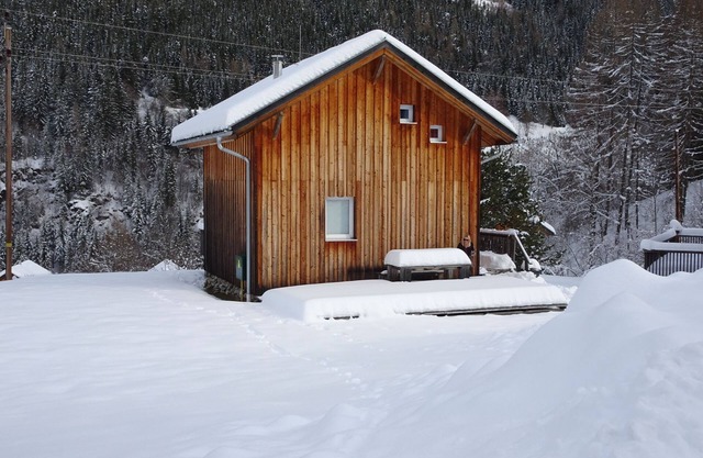 Paal 162 - Gemütliches Familienchalet mit Berg- u. Talblick - Paal 162- Freistehendes Holzchalet mit
