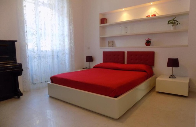 Palazzo dei Catenielli 63 B&B