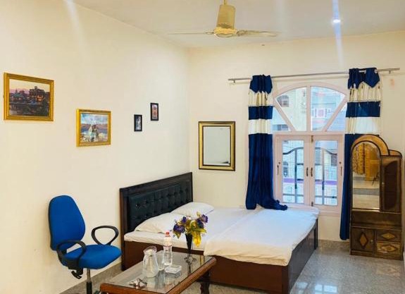 Pall Residency