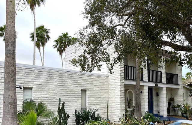 Palm Paradise Right in the Center of Rio Grande Valley