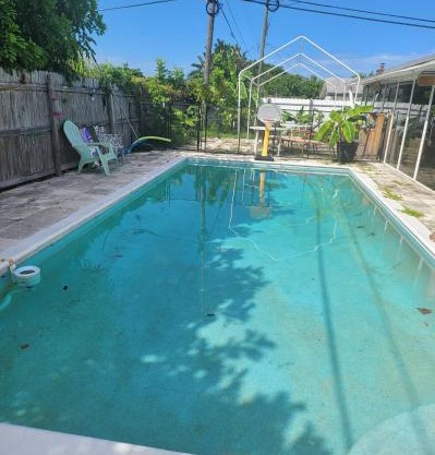 PalmBeachLake&PoolFrom69dollarsForPersonDayly
