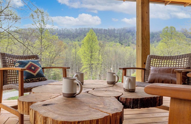 Palmetto Trailside Retreat