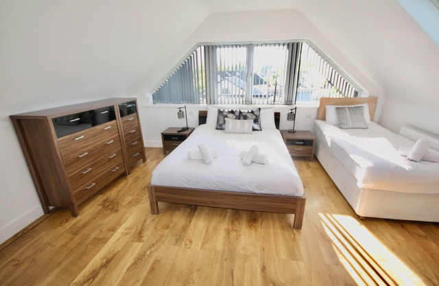 Pamper House Holiday Home And Annex