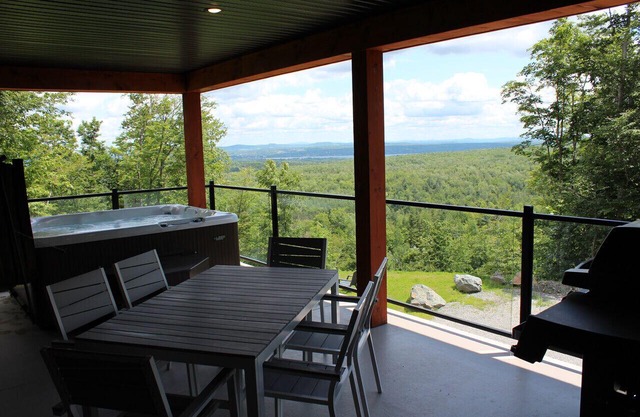 Panoramic view of Magog - Spa - Archimede