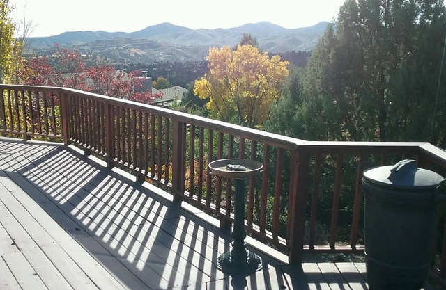 Panoramic views; perfect location; quiet; newly decorated; gorgeous patio