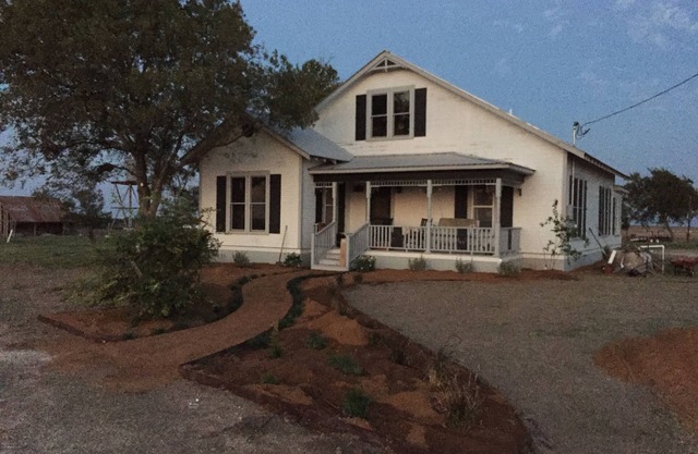 Papa's Hill - 100 yr old Farmhouse near Georgetown