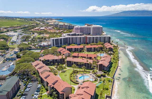 Papakea Oceanview Studio 0 Bedroom Condo by RedAwning